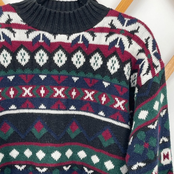 Vintage Cut 4 U Men's Turtleneck Patterned Knit Sweater Black, Burgundy & Green - Picture 3 of 16